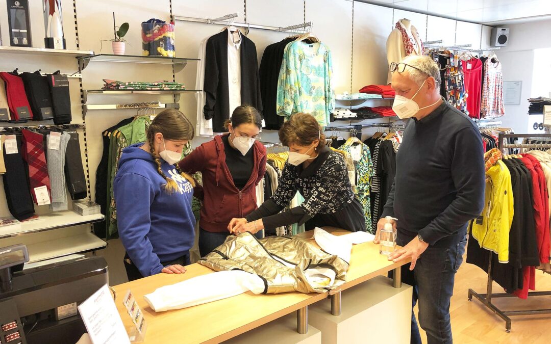 Schau rein … School meets business